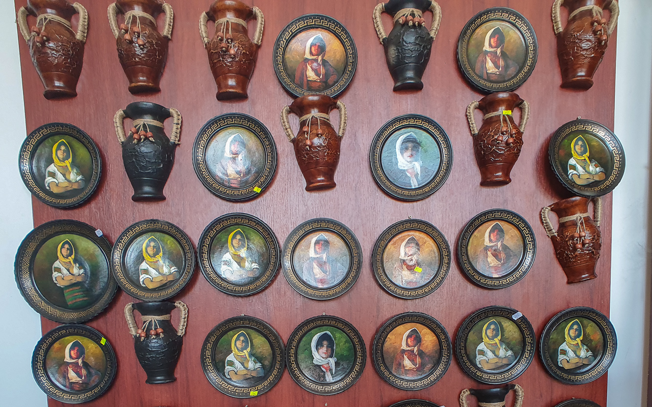 black ceramics romania