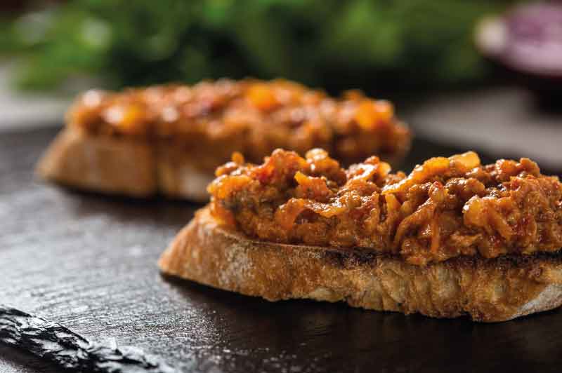 vegetable spread zacusca Romanian food