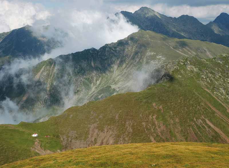 piatra craiului romania tour store